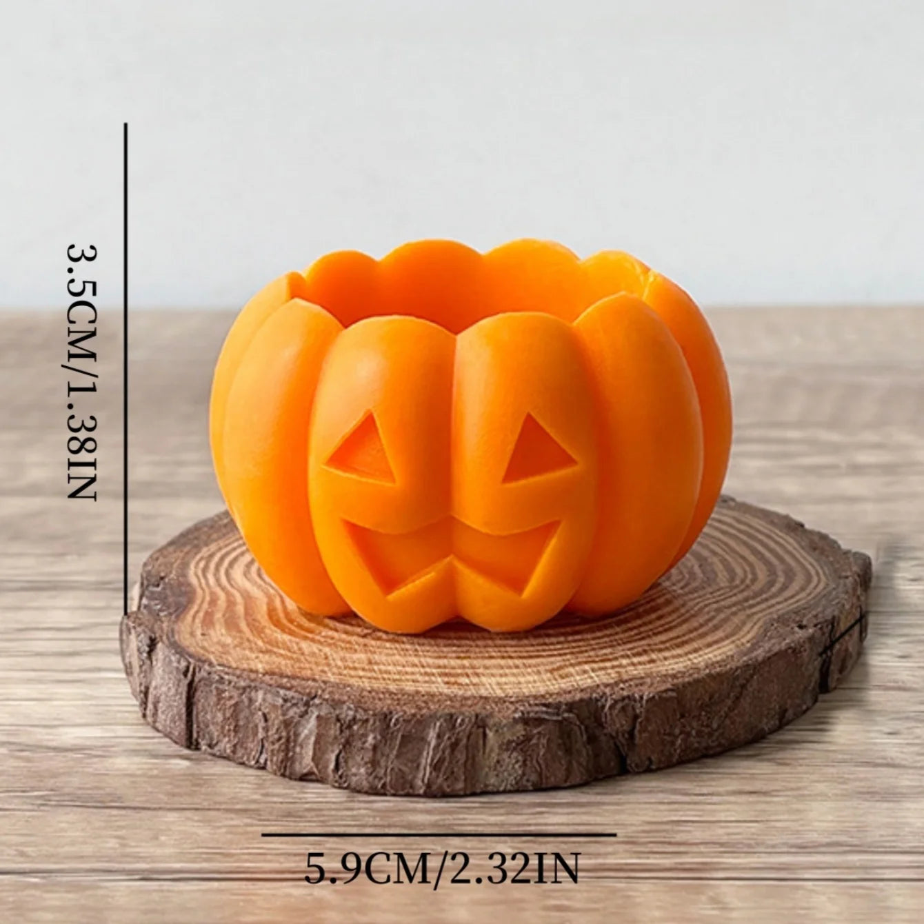 Ghost Glow - Handgemachte Halloween Geisterkerze aus Sojawachs