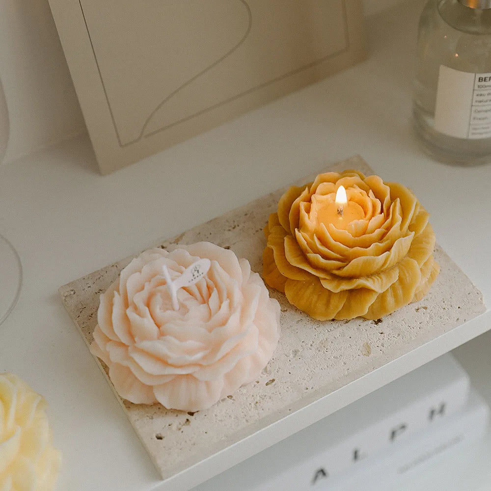 Fora Glow – Handgemachte Boho Flower Candle aus Sojawachs